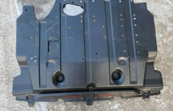 Subaru Legacy Engine splash shield/under tray 56410AN020