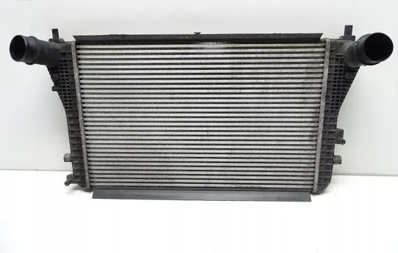Volkswagen PASSAT B7 Intercooler radiator 3C0145805AN