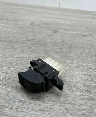 Mazda 6 Electric window control switch 3038