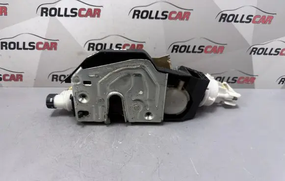 Mercedes-Benz S W220 Rear door lock 2207305835