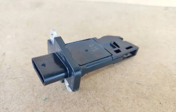 BMW 5 F10 F11 Mass air flow meter 7804150 13627804150