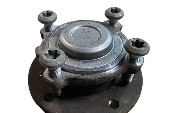 BMW X1 E84 Rear wheel hub 6756154