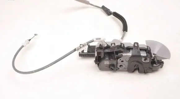 Opel Mokka B Front door lock 444422