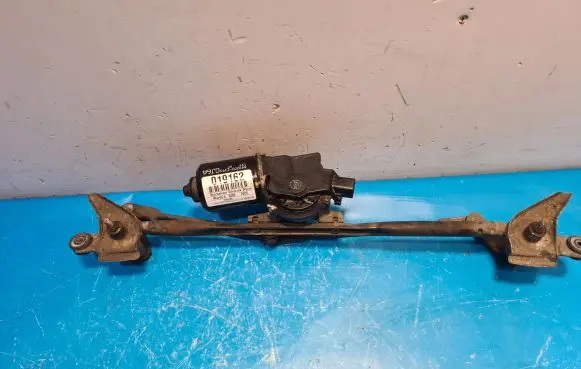 Mazda 6 Front wiper linkage and motor 8492002393