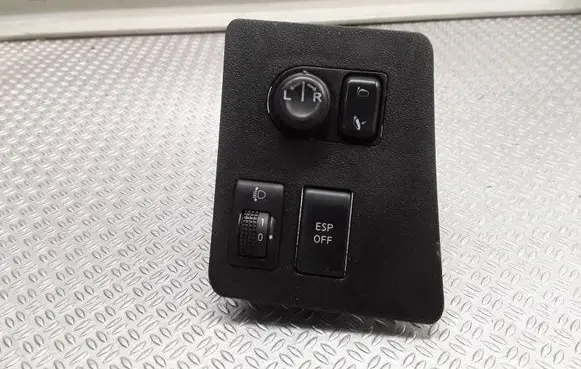 Nissan Qashqai Wing mirror switch 68485JD900