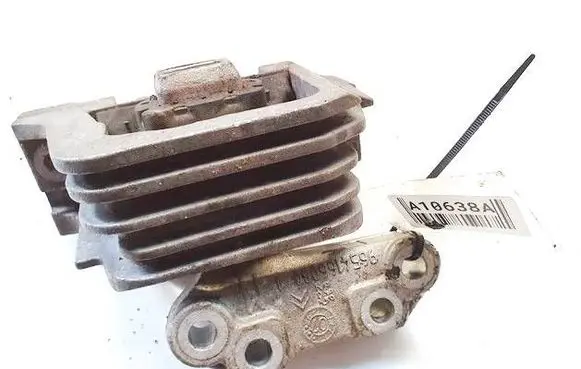 Peugeot 207 Engine mount bracket 9654166080