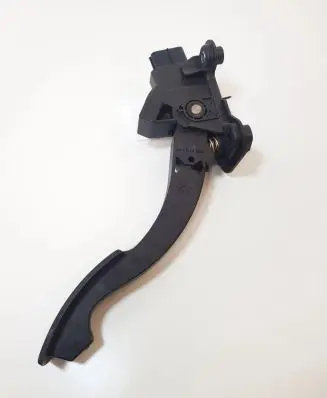 Mitsubishi Outlander Accelerator throttle pedal 1600A116
