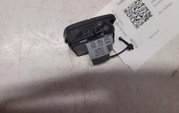 Volkswagen Polo IV 9N3 Electric window control switch 6Q0959855