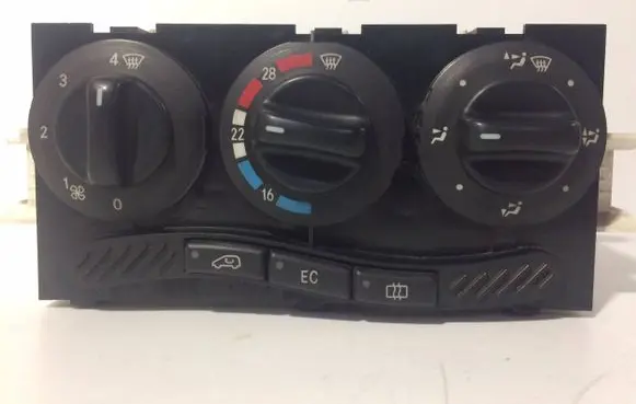 Mercedes-Benz A W168 Climate control unit 1688300485 K114698 4797HM3997