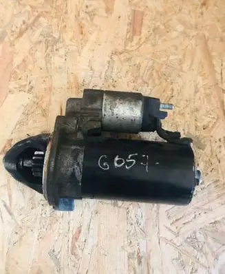 Mercedes-Benz Vito Viano W639 Starter motor 0986017260