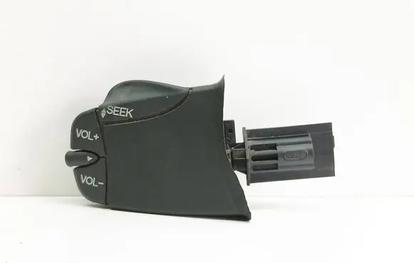 Multifunctional control switch/knob