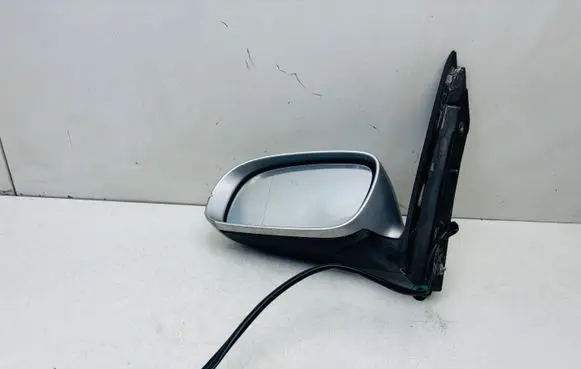Volkswagen Touran I Front door electric wing mirror 073015