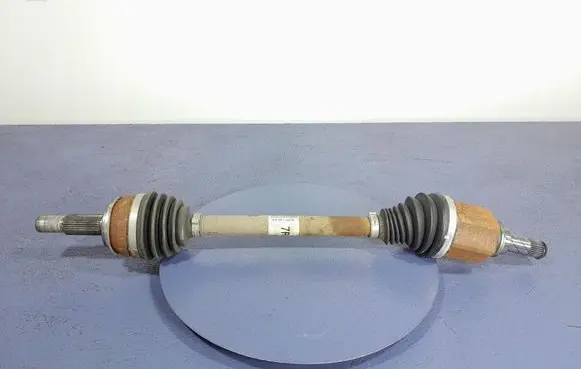 Nissan Qashqai Front driveshaft 10505225