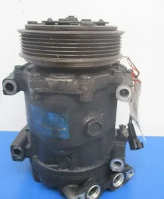 Volvo C30 Air conditioning (A/C) compressor (pump)