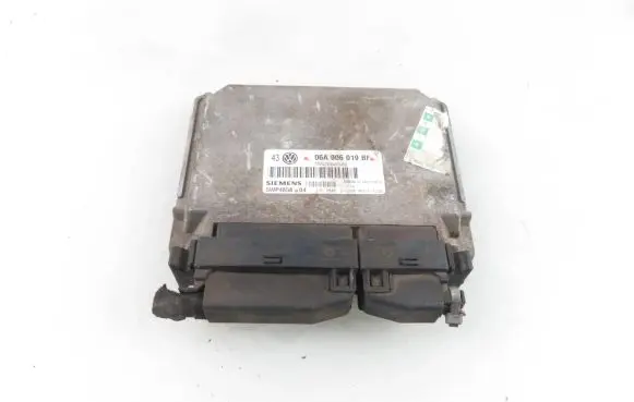 Volkswagen Golf IV Engine control unit/module 5WP4858 06A906019BF