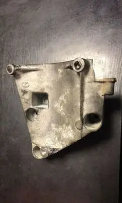 BMW 5 E39 Engine mounting bracket 1432237