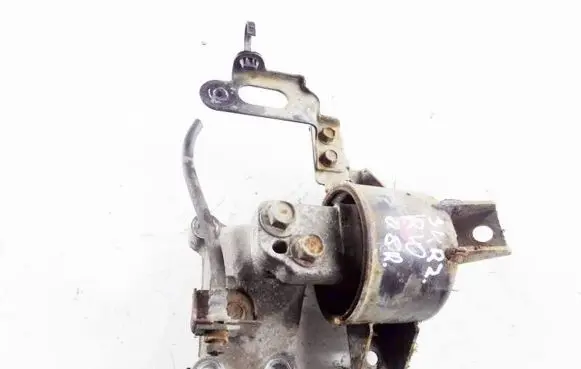 KIA Rio Engine mount bracket