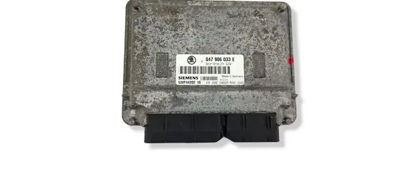 Skoda Fabia Mk1 (6Y) Engine control unit/module 047906033E 5WP4420210