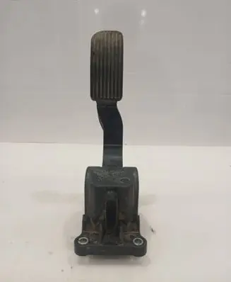 Mercedes-Benz Sprinter W906 Accelerator throttle pedal A9063000404 0280755023