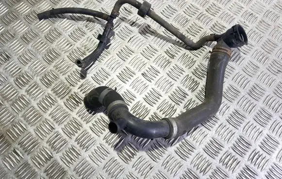 Volkswagen PASSAT B7 Engine coolant pipe/hose 3AA122101F 5K0121087