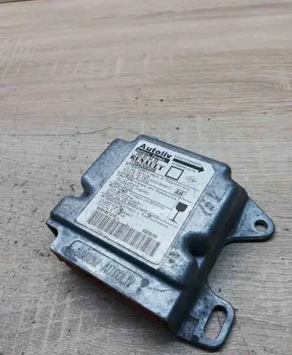 Renault Megane I Airbag control unit/module 7700430059B 550629400