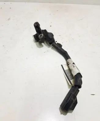 Volvo XC60 Crankshaft speed sensor 30679789002