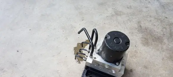 BMW X5 E70 ABS Pump
