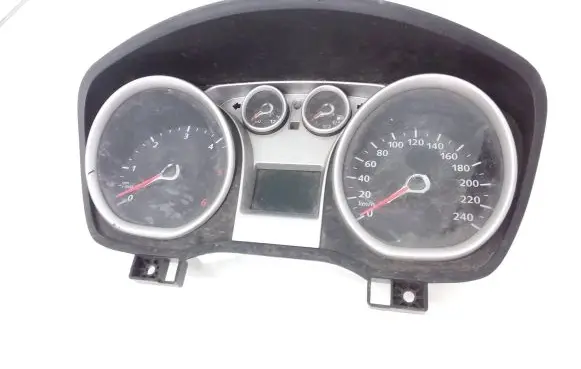 Ford Focus Speedometer (instrument cluster) VP8V4F10A855A
