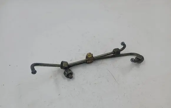 Audi A6 S6 C5 4B Fuel injector supply line/pipe 