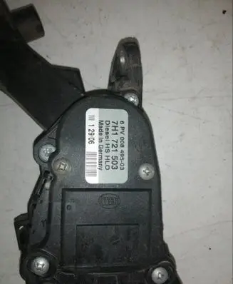 Volkswagen Transporter - Caravelle T5 Accelerator throttle pedal 7H1721503