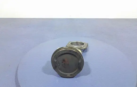BMW M5 Piston 