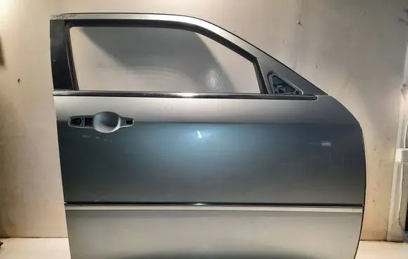 Chrysler 300 - 300C Front door