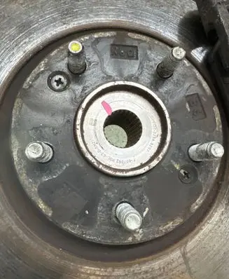 Hyundai i30 Front wheel hub 51701G4CA0 C012081700141