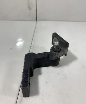 Audi A6 S6 C5 4B Front door lower hinge 
