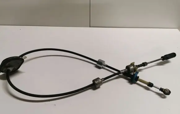 Buick Encore I Gear shift cable linkage 1257161026