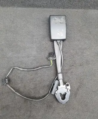Audi A4 S4 B8 8K Front seatbelt buckle 8K0857755D