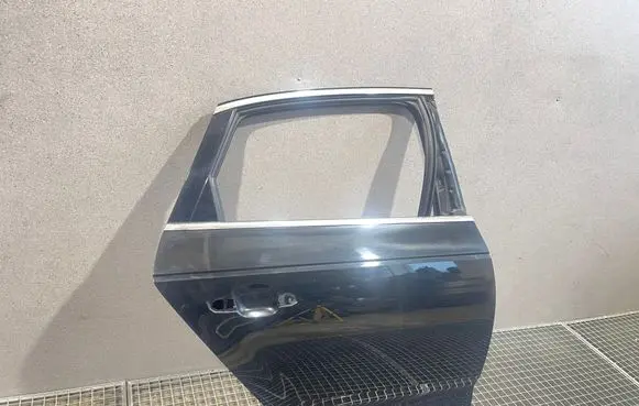Audi A4 S4 B9 Rear door 