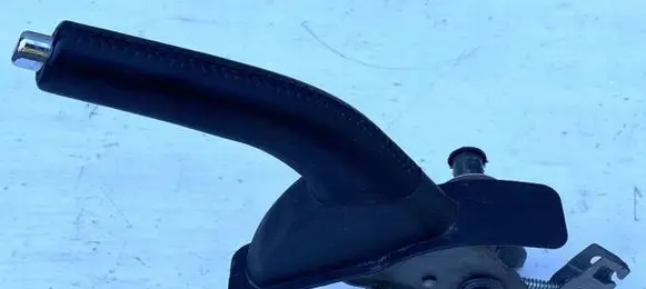 KIA Ceed Hand brake release handle 