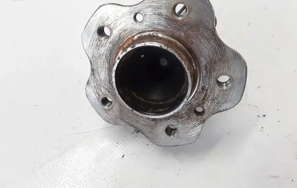 Renault Kadjar Rear wheel hub 432024EA0A
