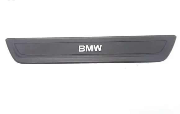 BMW X3 F25 Side skirt front trim 7205597
