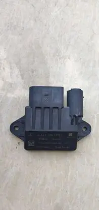 Mercedes-Benz E W211 Glow plug pre-heat relay A6429007801