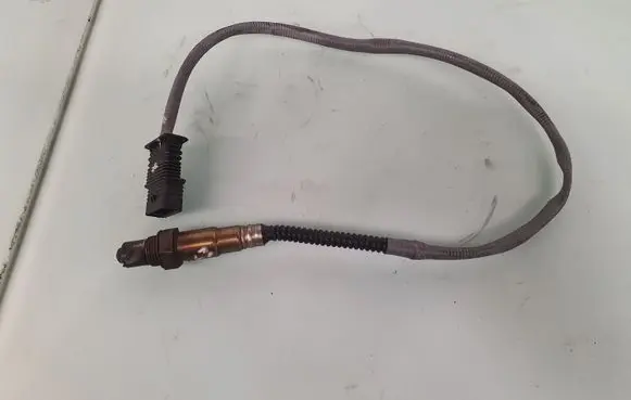 BMW 5 F10 F11 Lambda probe sensor 7589475 11787589475