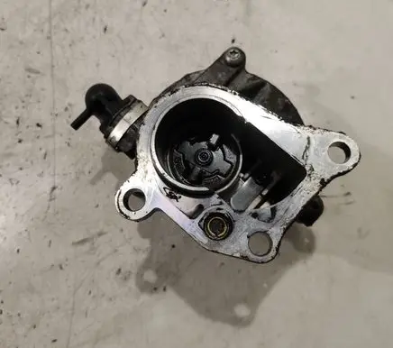 Renault Laguna II Vacuum pump D163451323