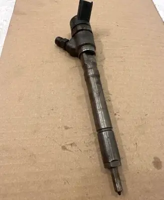 Hyundai Santa Fe Fuel injector 0445110064