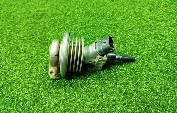 Renault Trafic III (X82) AdBlue injector 208993839R 72059413