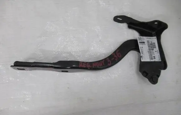 Peugeot 308 Engine bonnet/hood hinges 9677784880