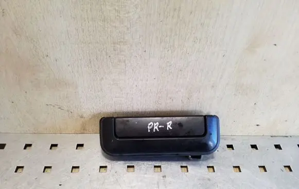 Mitsubishi Pajero Sport I Front door exterior handle MR313840
