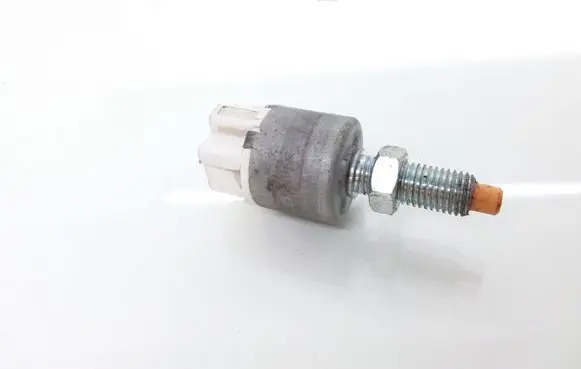 Lexus IS 220D-250-350 Brake pedal sensor switch