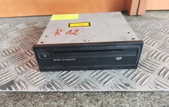 Audi A8 S8 D3 4E Navigation unit CD/DVD player 4E0919887C