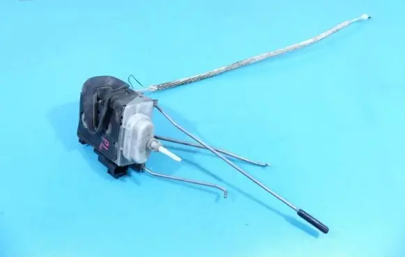 Audi A4 S4 B5 8D Front door lock IMPRK1255112